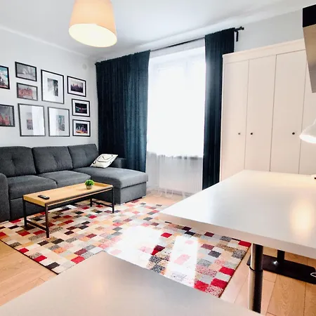 Apartament Metro Młynów Studio, Młynów Station - Warsawstay