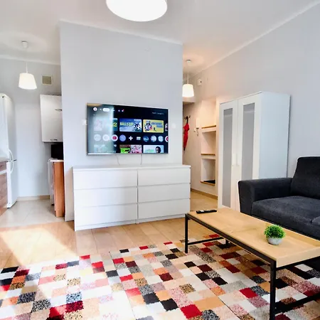 Metro Mlynow Studio, Mlynow Station - Warsawstay Daire Varşova