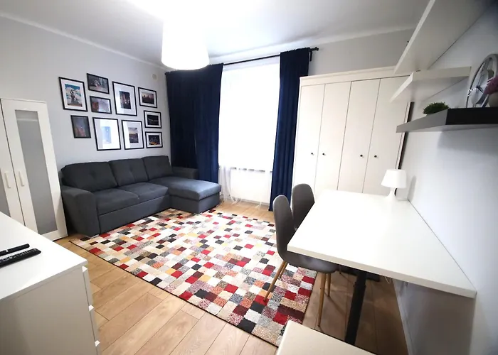 Apartment Metro Mlynow - Warsawstay *